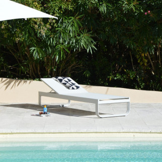 Bain de soleil blanc
