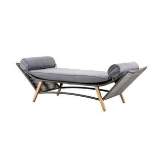 Chaise détente jardin